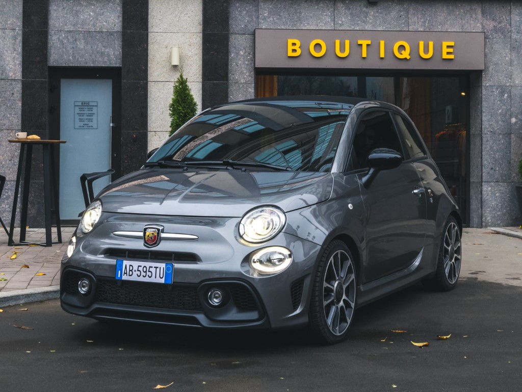 Abarth 595C Convertible 595C Turismo (Manual)